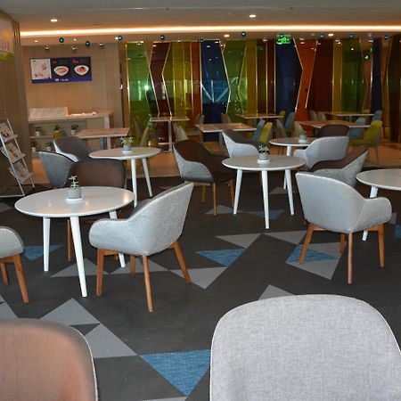 Holiday Inn Express Yingkou Onelong Plaza By Ihg Gaizhou Exterior foto