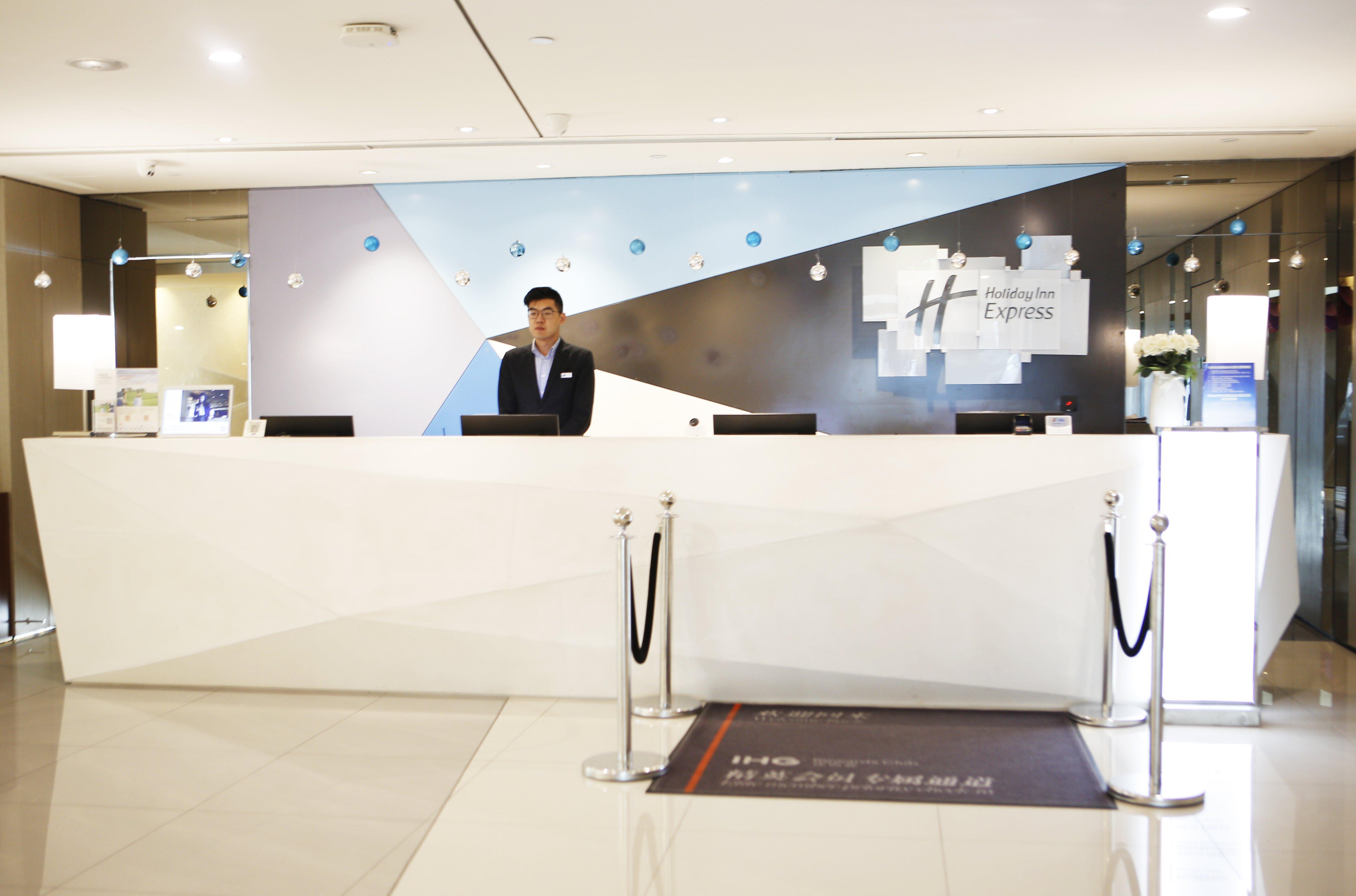 Holiday Inn Express Yingkou Onelong Plaza By Ihg Gaizhou Exterior foto